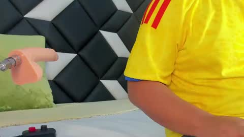 Snapshot of darian_laforteza chatting on July 7, 7:07 pm Darian online show from July 7, 7:07 pm
