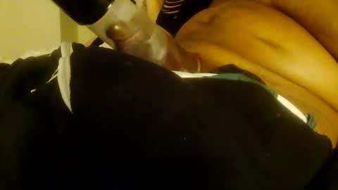 Snapshot of darichrichardson chatting on December 18, 6:08 am Betty and Robert Play time online show from December 18, 6:08 am