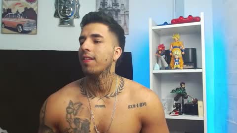 Darius Phoenix  online show from March 12, 12:15 pm