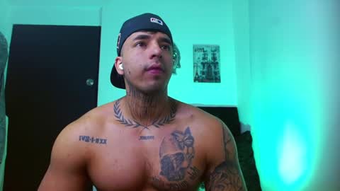 Darius Phoenix  online show from September 12, 10:43 pm