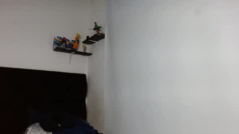 Darius Phoenix  online show from February 2, 3:27 am