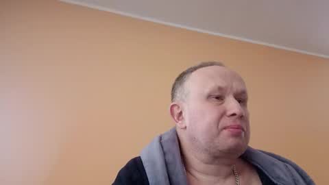 Snapshot of dariusx455 chatting on May 1, 5:34 am dxd69 online show from May 1, 5:34 am