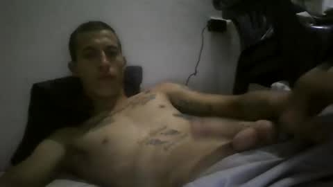 Snapshot of darjhon_m320 chatting on December 16, 7:57 am darjhon_m320 online show from December 16, 7:57 am