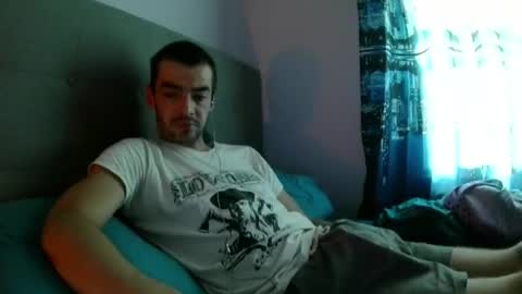 dark377 online show from August 5, 4:32 pm
