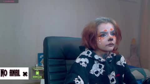 Snapshot of dark__elf chatting on November 19, 10:43 pm Anessa online show from November 19, 10:43 pm