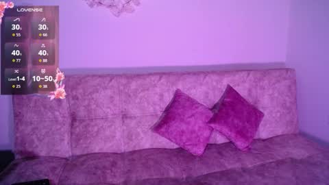 Dark online show from November 15, 8:27 pm