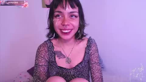 Dark online show from February 13, 3:35 am