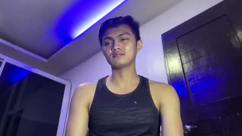 Snapshot of dark_angel69x chatting on March 15, 5:19 pm Guile online show from March 15, 5:19 pm