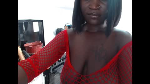 Snapshot of dark_coco chatting on January 9, 4:30 am Coco online show from January 9, 4:30 am