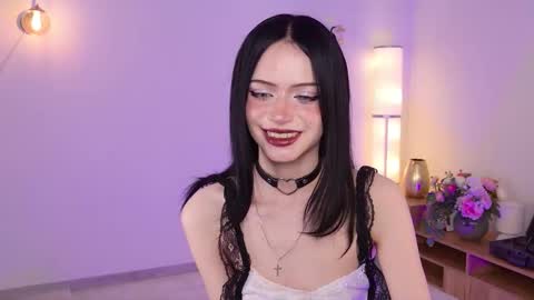 Diva online show from February 4, 9:31 pm