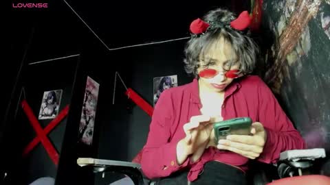 dark_doll5 online show from November 2, 7:11 am