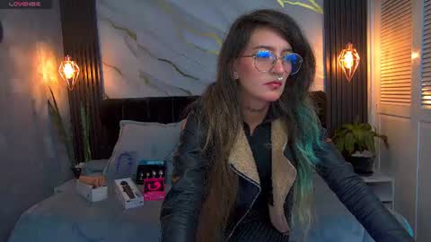 Snapshot of dark_dominika chatting on June 11, 1:09 pm dark_dominika online show from June 11, 1:09 pm
