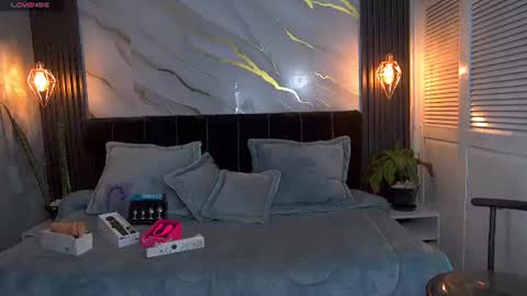 Snapshot of dark_dominika chatting on June 13, 7:56 pm dark_dominika online show from June 13, 7:56 pm