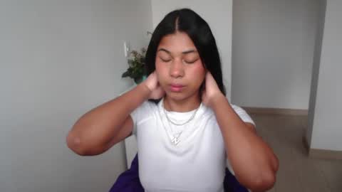 Snapshot of dark_enchantress_ chatting on February 15, 10:42 pm Sofia online show from February 15, 10:42 pm