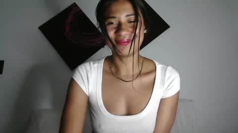 Snapshot of dark_enchantress_ chatting on November 1, 10:34 pm Sofia online show from November 1, 10:34 pm