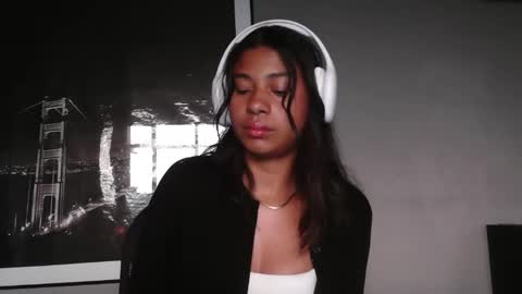 Sofia online show from February 7, 11:08 pm