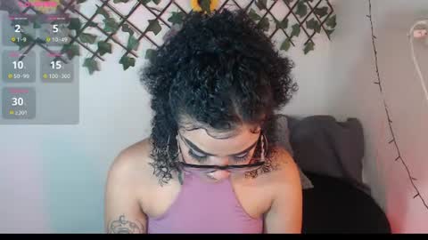 dark_flama online show from June 18, 12:33 am