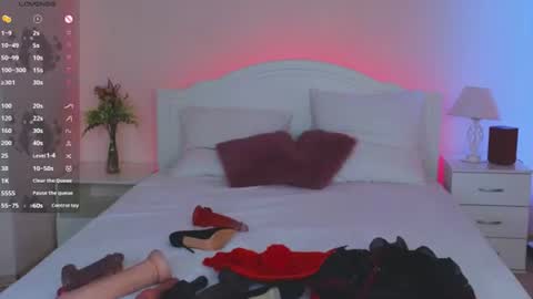 Lola online show from June 14, 2:09 am
