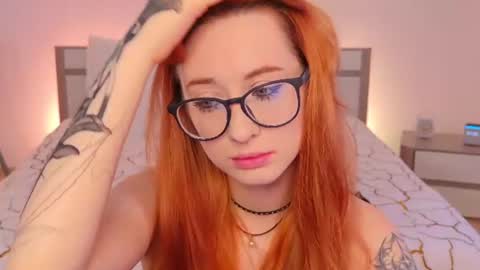 Lola online show from June 18, 1:50 am