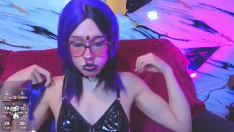 Snapshot of dark_nina__ chatting on May 28, 2:31 am dark_nina__ online show from May 28, 2:31 am