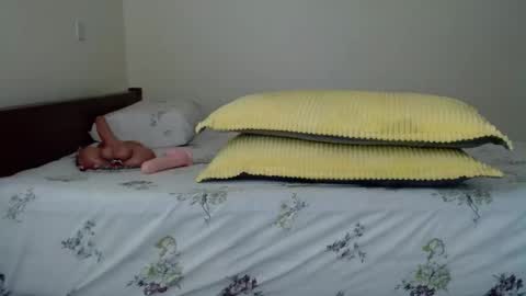 Snapshot of dark_qween chatting on November 18, 9:36 am dark_qween online show from November 18, 9:36 am