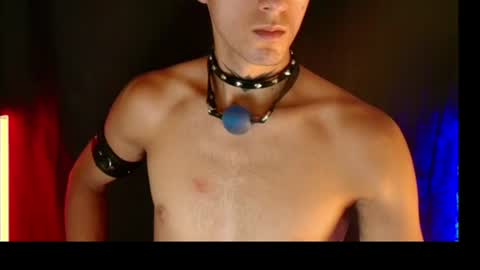 Snapshot of dark_rosse1 chatting on June 26, 5:01 am rosse online show from June 26, 5:01 am