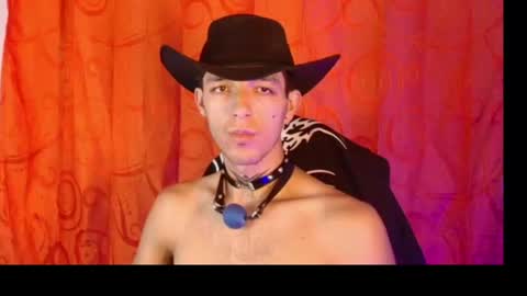 Snapshot of dark_rosse1 chatting on July 24, 1:03 am rosse online show from July 24, 1:03 am