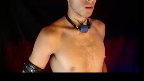 Snapshot of dark_rosse1 chatting on July 25, 8:50 pm rosse online show from July 25, 8:50 pm
