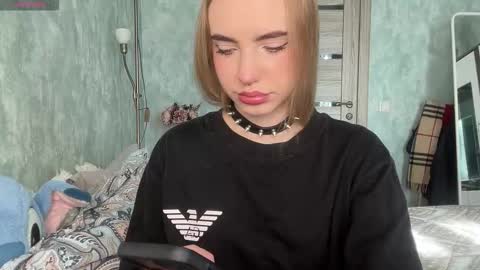 Snapshot of dark_side1213 chatting on October 3, 6:32 am Darkside online show from October 3, 6:32 am