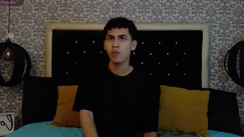 dark_sultan online show from March 2, 9:10 pm