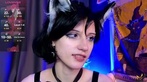 Snapshot of dark_vamp_ chatting on December 11, 3:24 am Vamp online show from December 11, 3:24 am