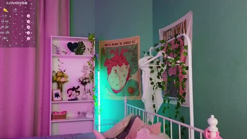 Snapshot of dark_vamp_ chatting on February 6, 1:16 am Vamp online show from February 6, 1:16 am