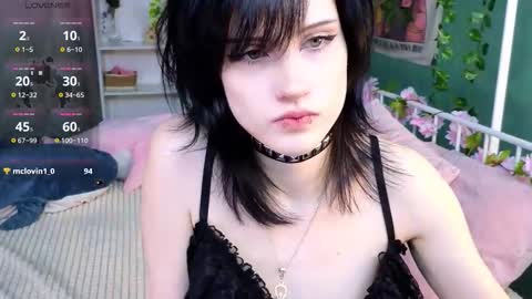 Snapshot of dark_vamp_ chatting on October 3, 4:37 pm Vamp online show from October 3, 4:37 pm