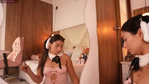 Angel Darcy  online show from February 9, 11:42 pm