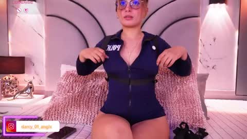 Angel Darcy  online show from May 13, 12:08 am