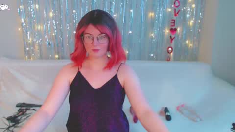 Snapshot of darkheto chatting on January 13, 9:19 am Kelly online show from January 13, 9:19 am