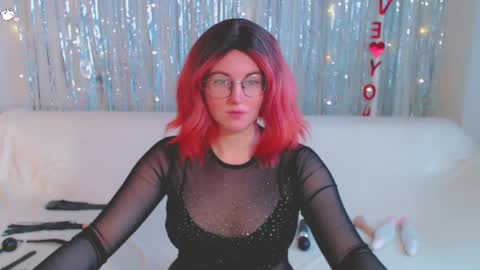 Snapshot of darkheto chatting on February 7, 6:14 am Kelly online show from February 7, 6:14 am