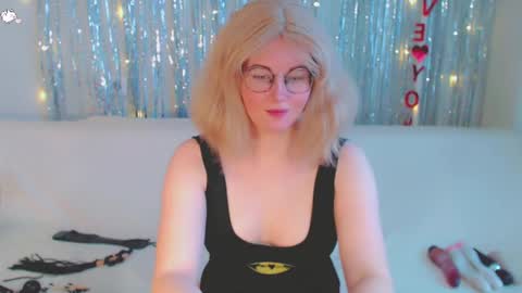 Snapshot of darkheto chatting on February 28, 5:59 am Kelly online show from February 28, 5:59 am