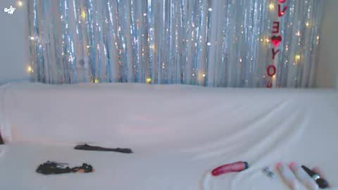 Snapshot of darkheto chatting on February 28, 9:04 am Kelly online show from February 28, 9:04 am