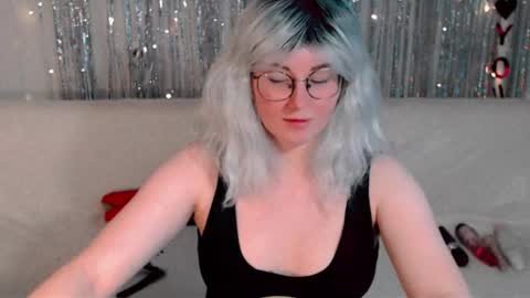 Snapshot of darkheto chatting on September 25, 1:04 pm Kelly online show from September 25, 1:04 pm