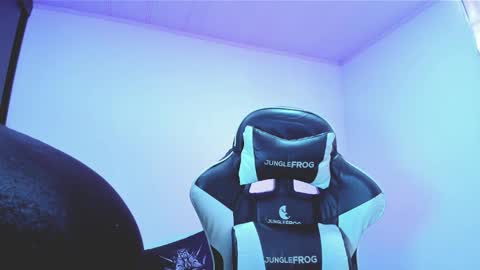 Hi Im Yuri  independent modelhelp me get my 111 hands upuwu online show from February 28, 8:54 pm