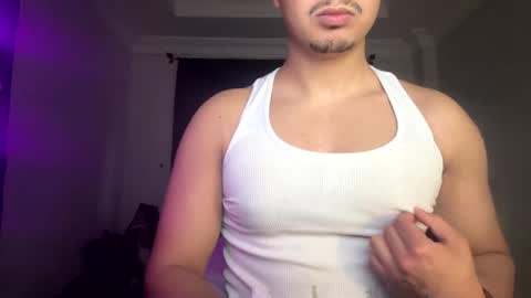 darklight69s25 online show from April 19, 7:16 pm