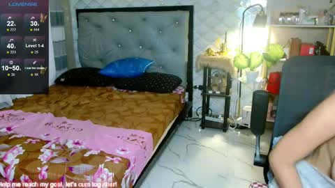 Snapshot of darklurex_jasmine chatting on May 21, 4:30 am mistress jasmine online show from May 21, 4:30 am