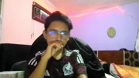 Jose Ian online show from July 13, 1:41 am