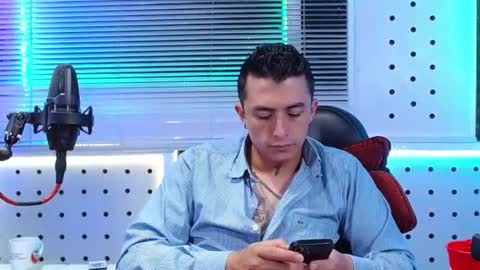 DARKO0717 online show from April 25, 5:10 pm