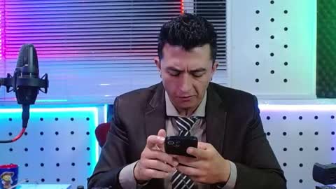 DARKO0717 online show from April 26, 12:03 pm