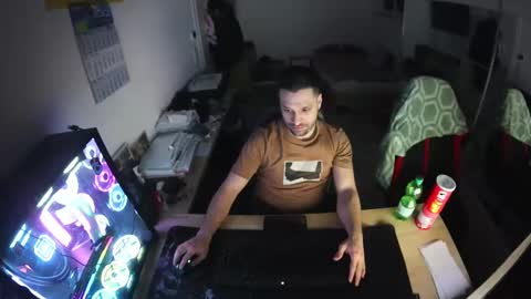 darkschneider_ online show from February 16, 1:25 am