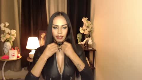 HAPPY BIRTHDAY MISTRESS MADRIANA online show from January 14, 7:27 am