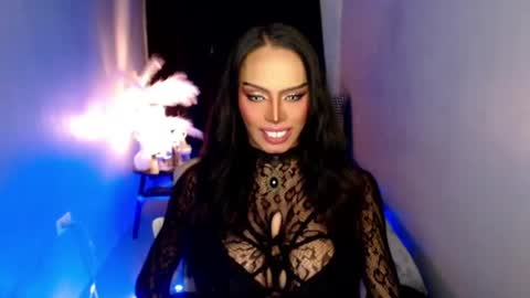 Snapshot of darksoul_mistress chatting on May 20, 5:35 am HAPPY BIRTHDAY MISTRESS MADRIANA online show from May 20, 5:35 am