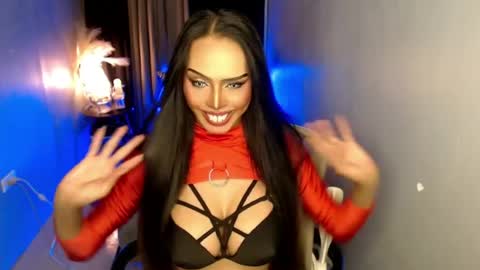 Snapshot of darksoul_mistress chatting on June 9, 6:58 am HAPPY BIRTHDAY MISTRESS MADRIANA online show from June 9, 6:58 am